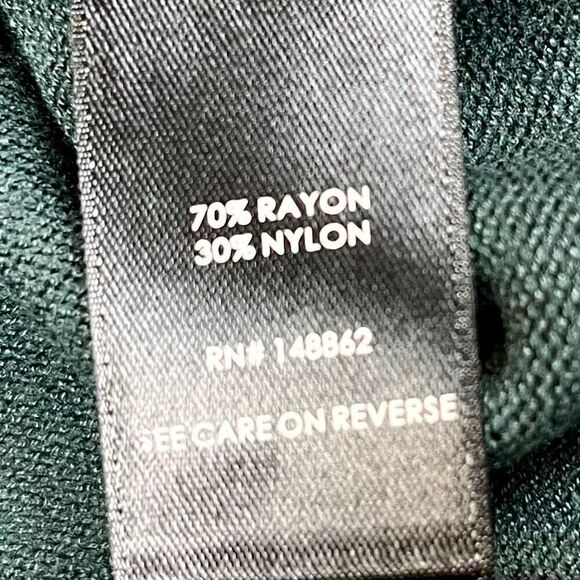 Torrid Green Crisscross Pullover Sweater 3 22/24 - Picture 7 of 8